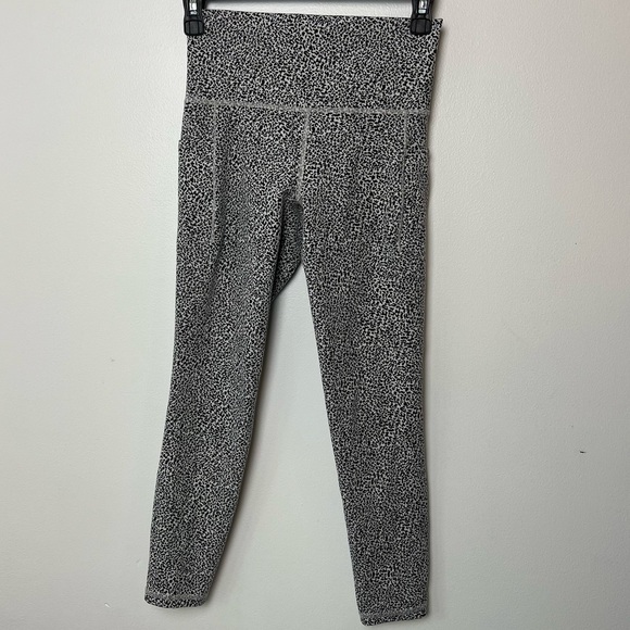 Athleta Pants - Athleta Woman's XS Black and White Animal Print Leggings